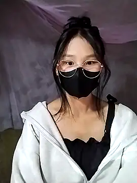 saronla 03 online show from 11/26/25, 02:11