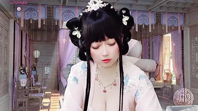 LuckyCute-Tutu online show from 04/15/26, 02:21