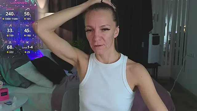 Jesica mooon online show from 03/04/26, 01:24