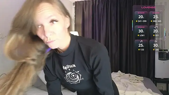 Jesica mooon online show from 11/13/25, 01:31