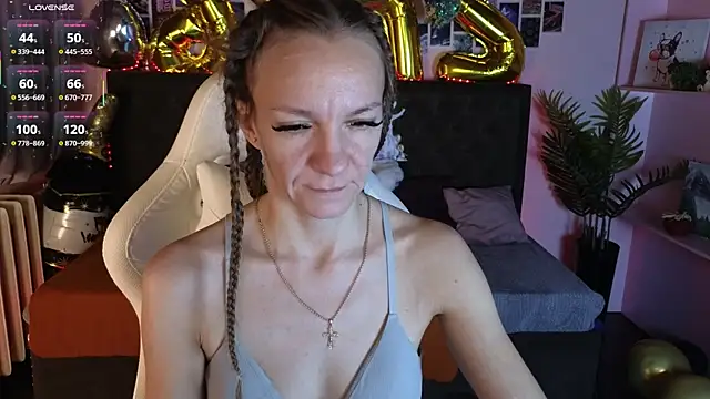 Jesica mooon online show from 12/20/25, 01:30