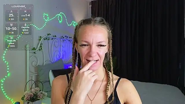 Jesica mooon online show from 10/16/25, 01:36