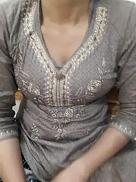 Snapshot of Sony-rani chatting on 10/09/25, 10:16 Sony-rani online show from 10/09/25, 10:16
