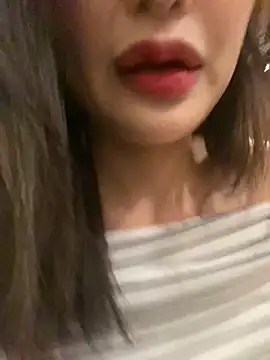   BabyShowPublic   online show from 10/04/25, 11:12