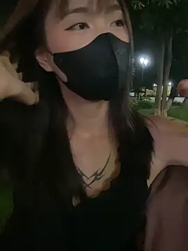   BabyShowPublic   online show from 09/27/25, 12:44