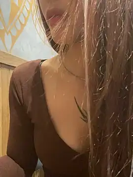   BabyShowPublic   online show from 03/04/26, 01:19