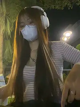   BabyShowPublic   online show from 04/09/26, 03:18