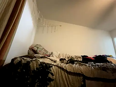 KANDIS864 online show from 11/13/25, 05:44