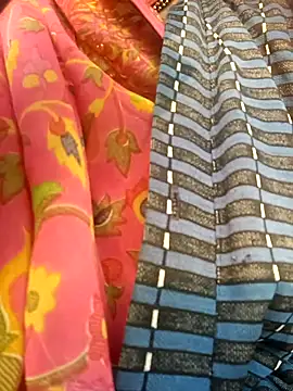 Juhi chawla online show from 11/08/25, 01:42