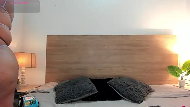 BellaNixs online show from 02/14/26, 12:16