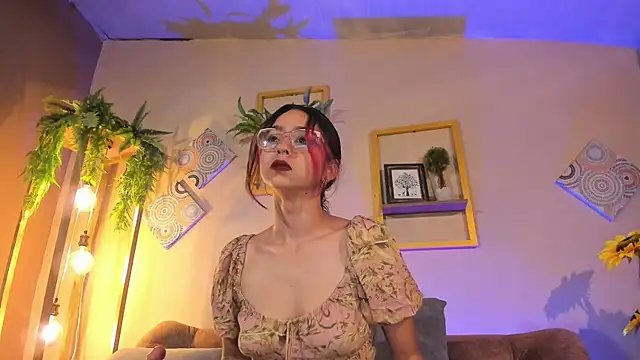 RACHELRUIZ online show from 10/16/25, 04:26