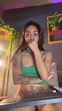 RACHELRUIZ online show from 12/03/25, 06:51