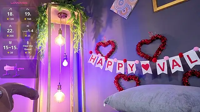 RACHELRUIZ online show from 02/14/26, 07:03