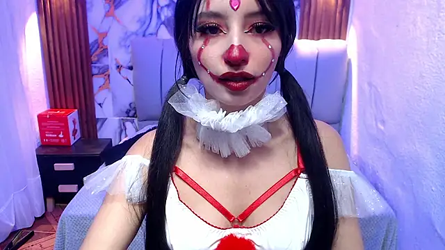 alaia blue online show from 10/30/25, 03:42