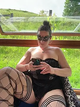 Nadja Noir online show from 05/21/26, 02:36