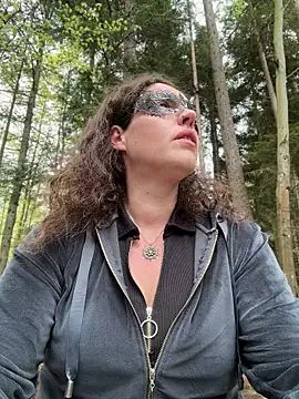 Nadja Noir online show from 04/19/26, 12:17