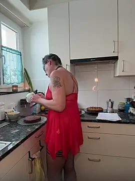 Nadja Noir online show from 11/28/25, 12:49