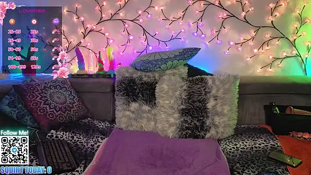 Nadja Noir online show from 04/06/26, 07:59