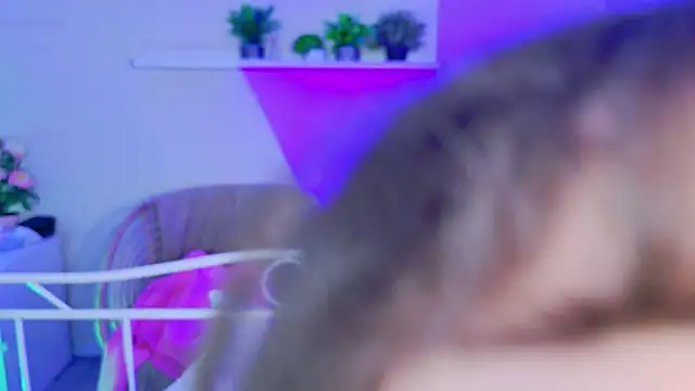 Snapshot of kamila_blush chatting on 01/06/26, 08:13 kamila blush online show from 01/06/26, 08:13