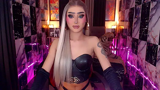 IndestructibleLily online show from 01/16/26, 08:13