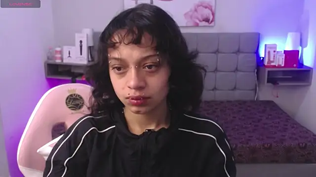 LadyWawy online show from 09/27/25, 01:28