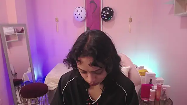 LadyWawy online show from 10/09/25, 01:11