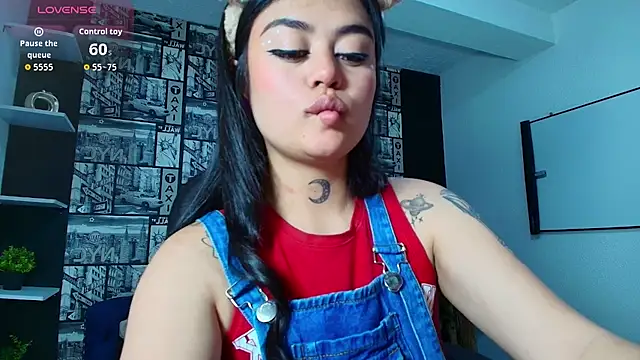 Mia Morelli  online show from 09/25/25, 04:18
