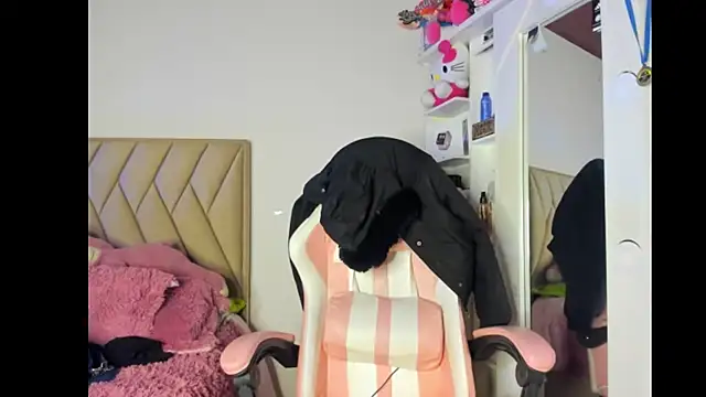 Candy violetta  online show from 11/11/25, 03:40