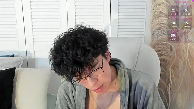 Snapshot of miilo_wolf chatting on 09/30/25, 12:33 miilo wolf online show from 09/30/25, 12:33
