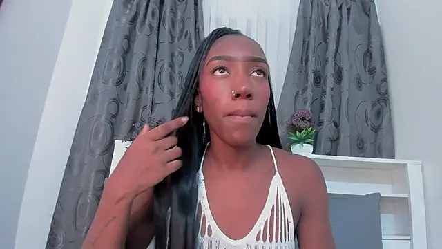 Mistt Mia online show from 10/12/25, 12:28