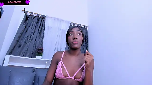 Mistt Mia online show from 02/11/26, 06:19