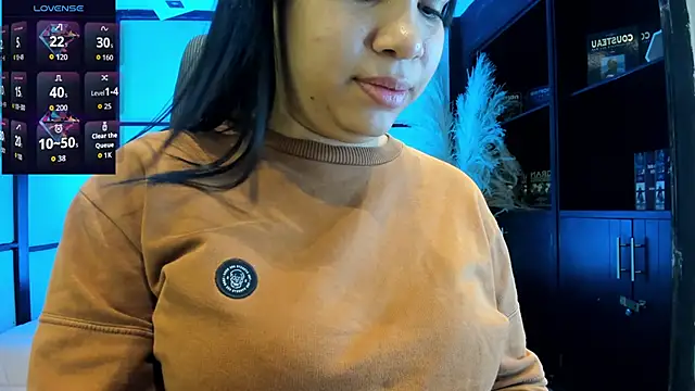 SamaraAnders  online show from 04/09/26, 04:47