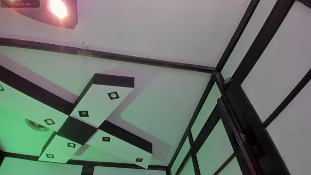 Snapshot of SamaraAnders_ chatting on 02/15/26, 04:57 SamaraAnders online show from 02/15/26, 04:57