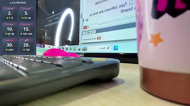 SamaraAnders  online show from 06/04/26, 04:50