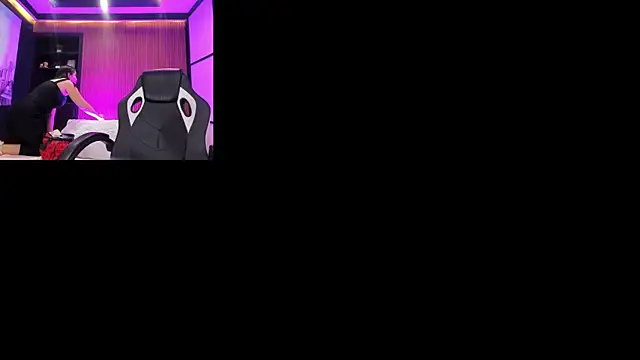 Snapshot of SamaraAnders_ chatting on 06/16/26, 05:29 SamaraAnders online show from 06/16/26, 05:29