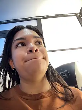 SamaraAnders  online show from 03/20/26, 05:08