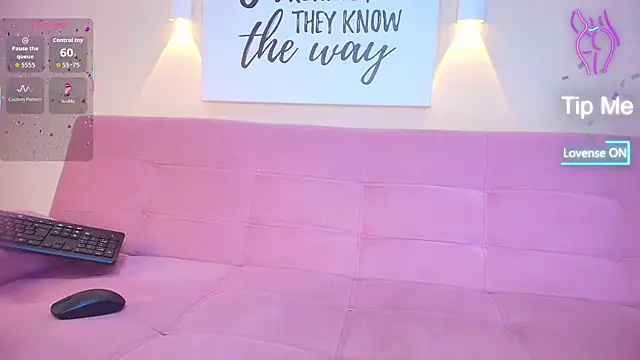 SunnyGilmoree online show from 12/22/25, 08:09