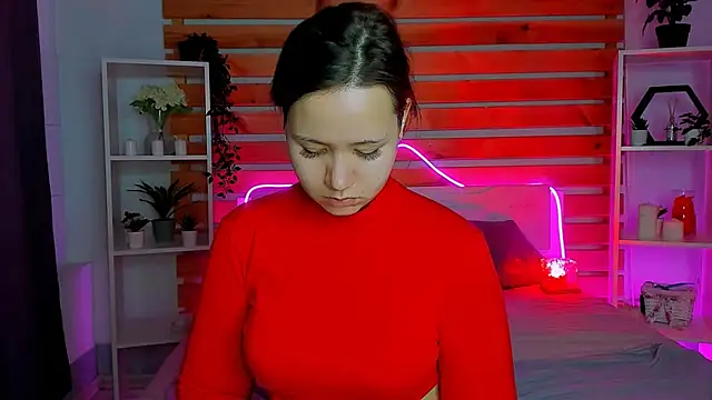 Laura Ellinss online show from 10/12/25, 01:18