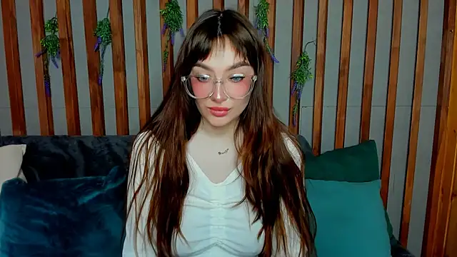 Emily Tylerr online show from 09/09/25, 01:38