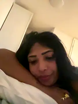 Snapshot of yesica94 chatting on 10/20/25, 12:13 yesica94 online show from 10/20/25, 12:13
