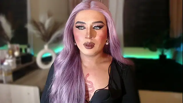 Snapshot of mslilly_croft chatting on 02/06/26, 04:36 mslilly croft online show from 02/06/26, 04:36