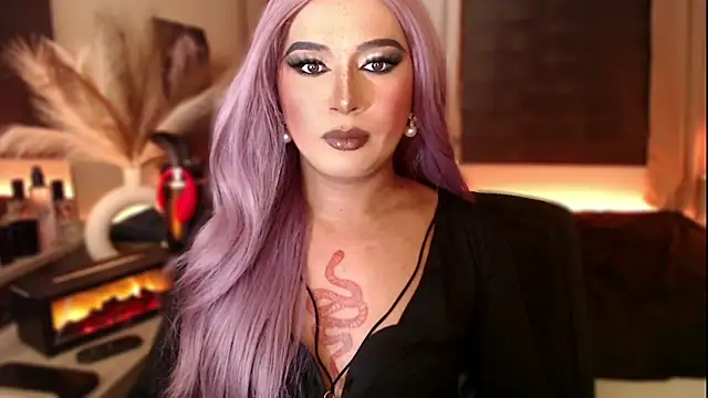 Snapshot of mslilly_croft chatting on 02/13/26, 05:57 mslilly croft online show from 02/13/26, 05:57