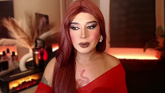 Snapshot of mslilly_croft chatting on 02/14/26, 04:07 mslilly croft online show from 02/14/26, 04:07