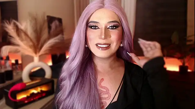 Snapshot of mslilly_croft chatting on 02/16/26, 04:49 mslilly croft online show from 02/16/26, 04:49