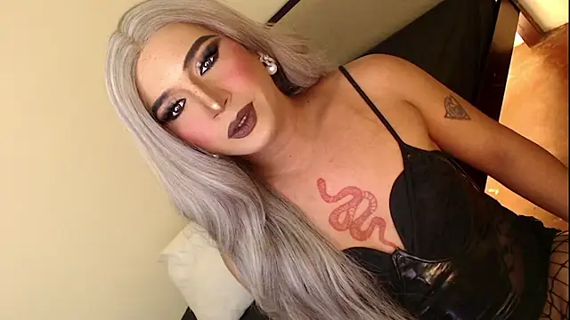 Snapshot of mslilly_croft chatting on 01/08/26, 04:46 mslilly croft online show from 01/08/26, 04:46