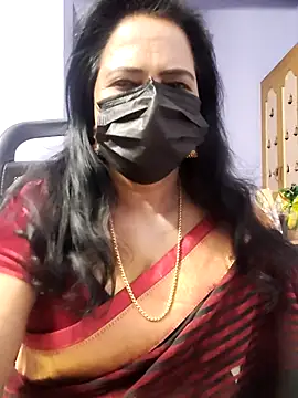 mallu-lover online show from 11/11/25, 01:11