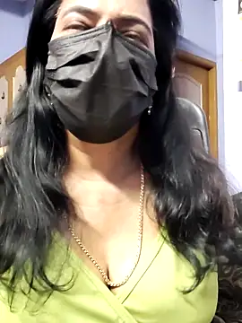 mallu-lover online show from 11/13/25, 01:31