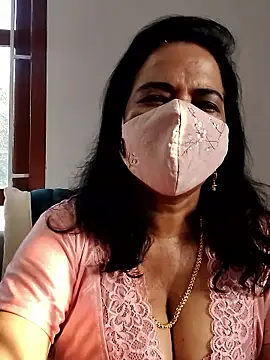 mallu-lover online show from 01/10/26, 02:18