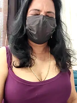 Snapshot of mallu-lover chatting on 03/12/26, 04:07 mallu-lover online show from 03/12/26, 04:07