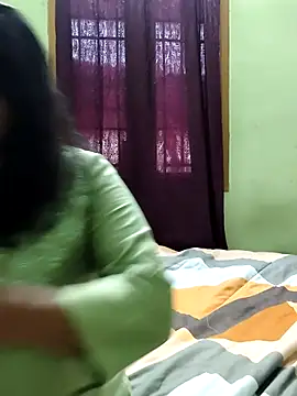 Snapshot of mallu-lover chatting on 04/17/26, 05:32 mallu-lover online show from 04/17/26, 05:32